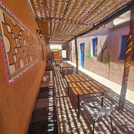 סן פדרו דה אטקאמה Hostal Likancabur מראה חיצוני תמונה
