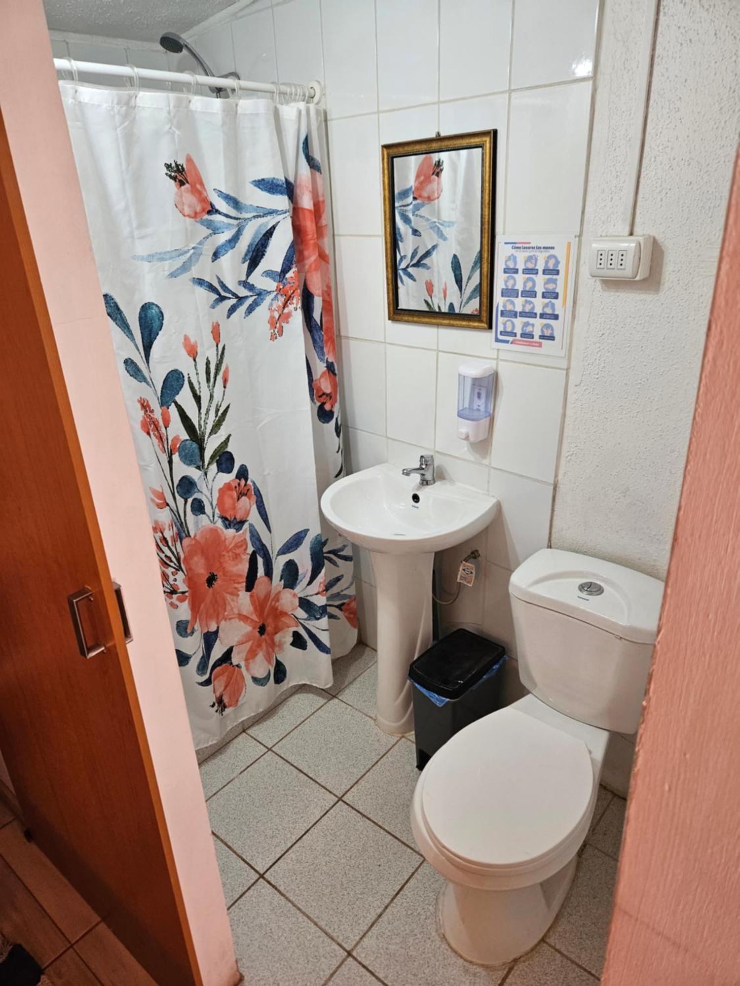 סן פדרו דה אטקאמה Hostal Likancabur מראה חיצוני תמונה