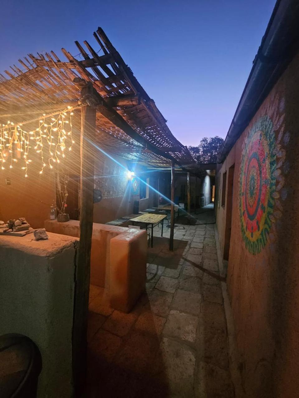 סן פדרו דה אטקאמה Hostal Likancabur מראה חיצוני תמונה